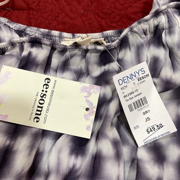 Strapless Romper with Flowy Slit Legs - Picture 7 of 10